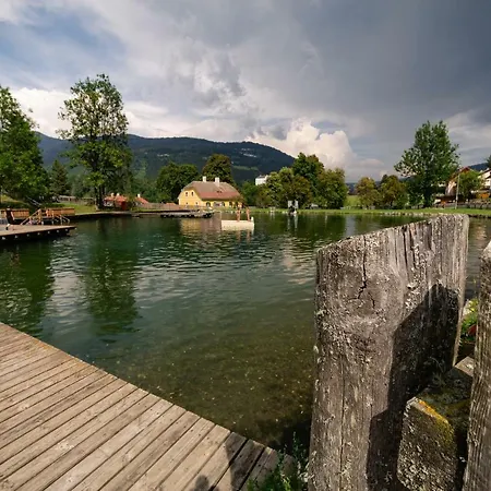 דירה Haus Agnes, מוראו